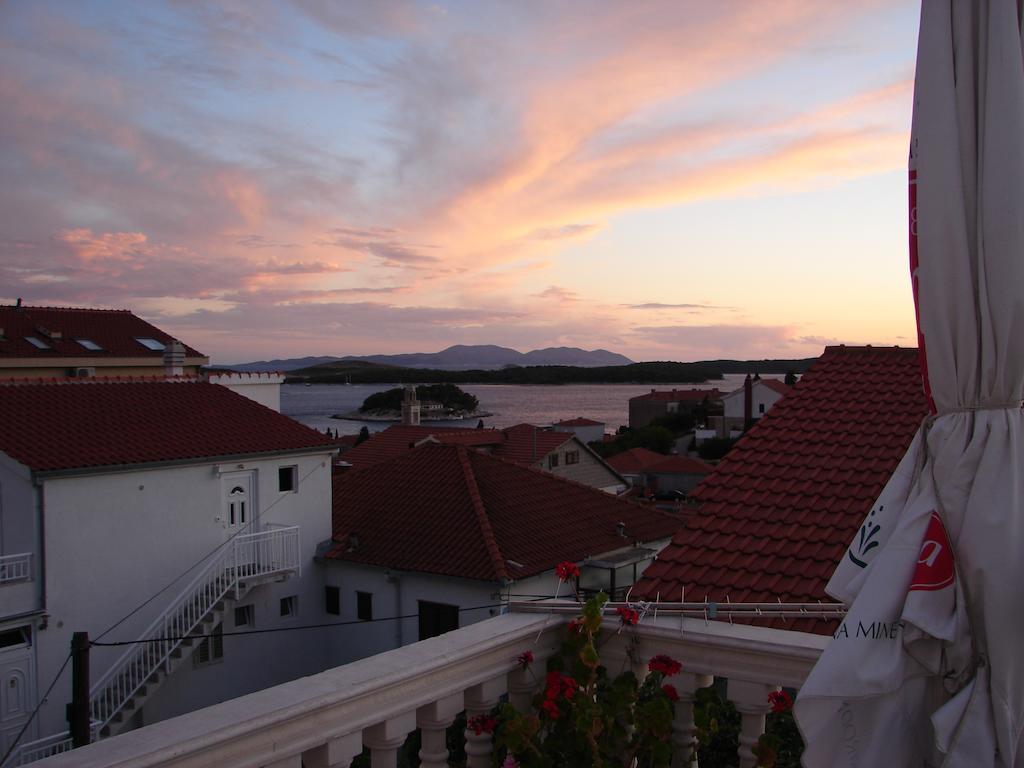 Apartments Curin Hvar Town Eksteriør bilde